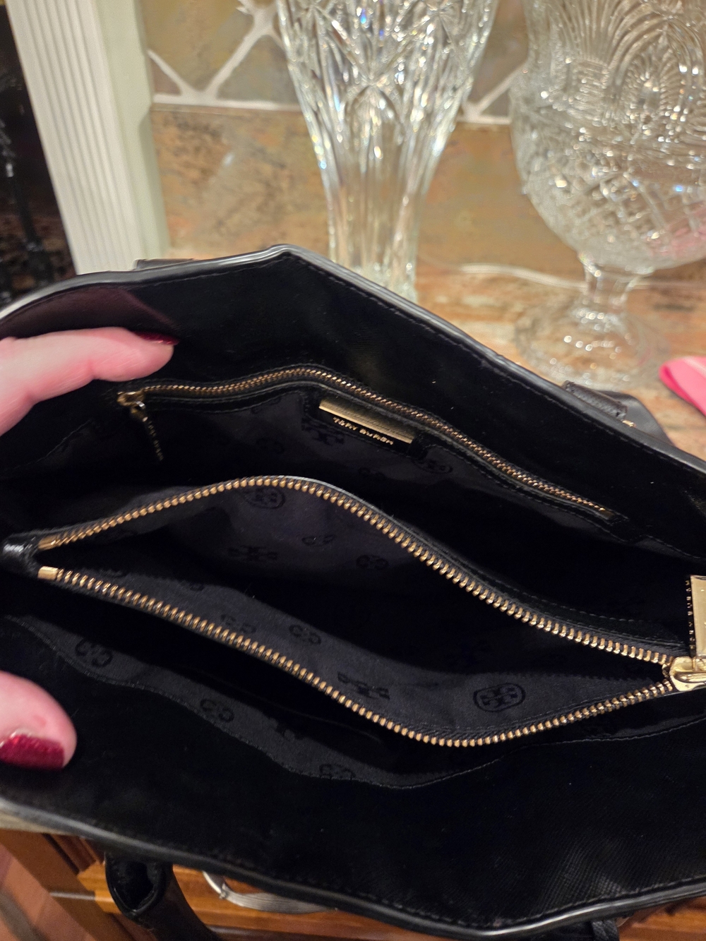 Tory Burch Black & Burgundy Leather Satchel with Matching Wallet - Picture 5 of 13
